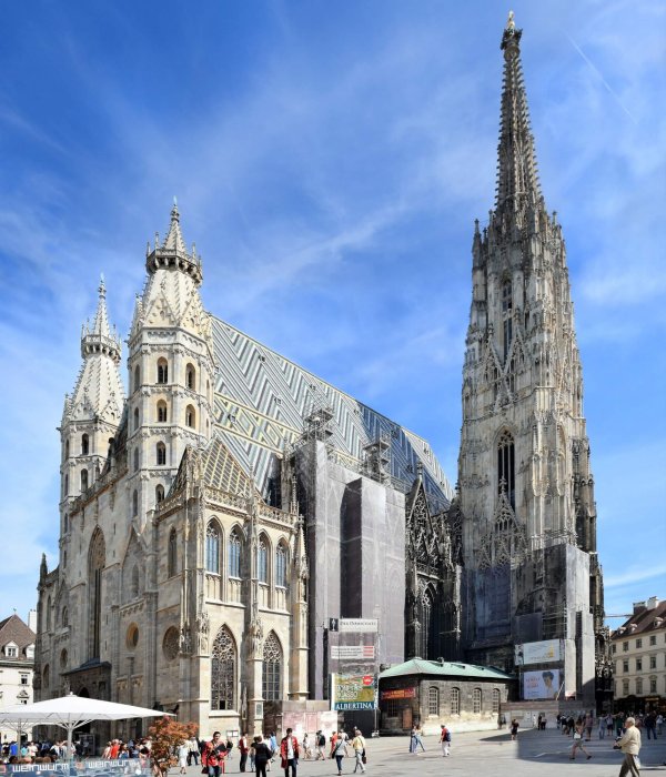 Vienna, Austria- 28 August, 2015 : St. Stephens Cathedral and Stephansplatz square on  28 August in Vienna, Austria, national symbol of Austria and symbol of the city of Vienna